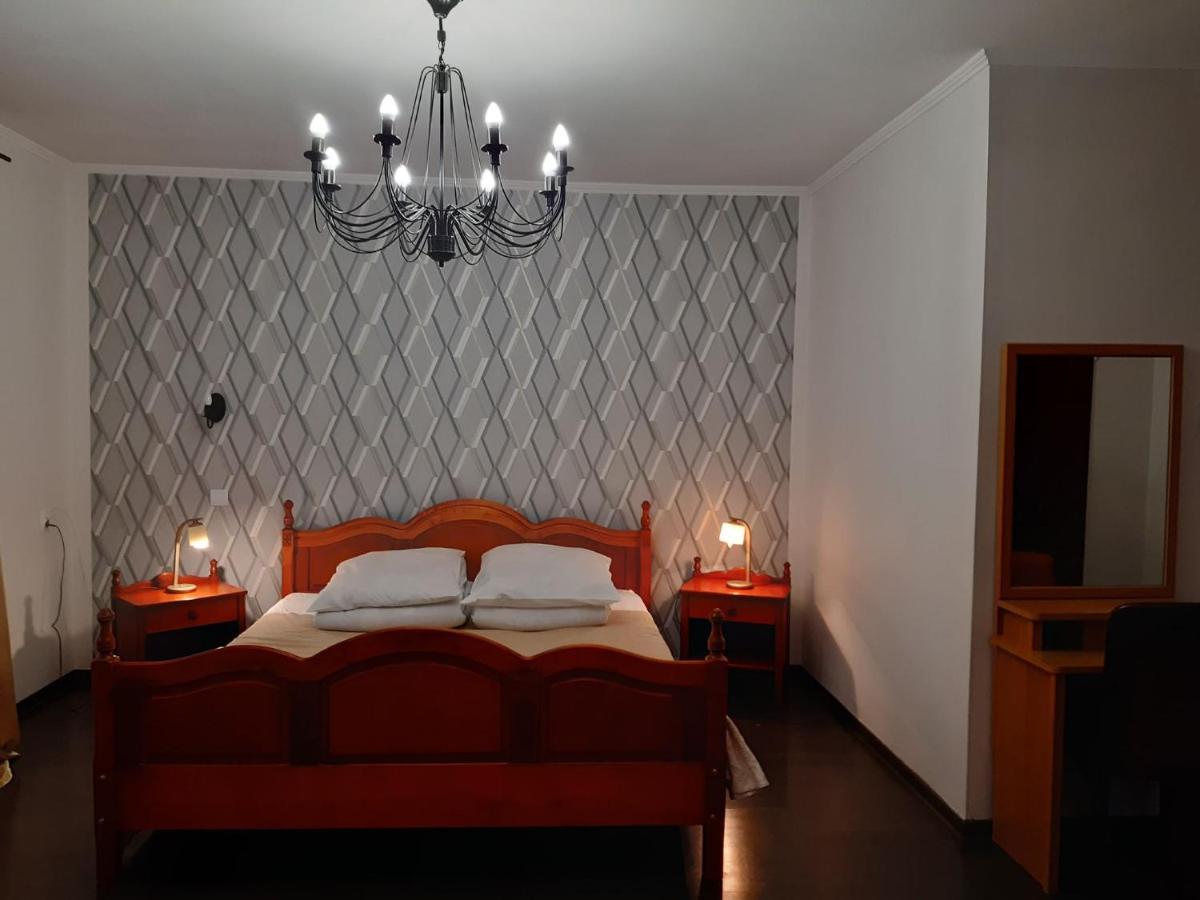 Fantazja - Restauracja I Noclegi ราดอม ภายนอก รูปภาพ